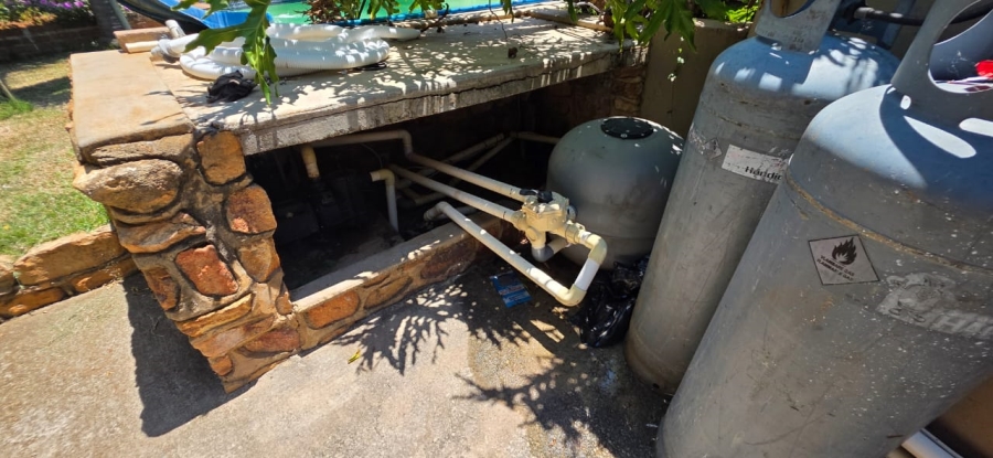 5 Bedroom Property for Sale in Wilkoppies North West